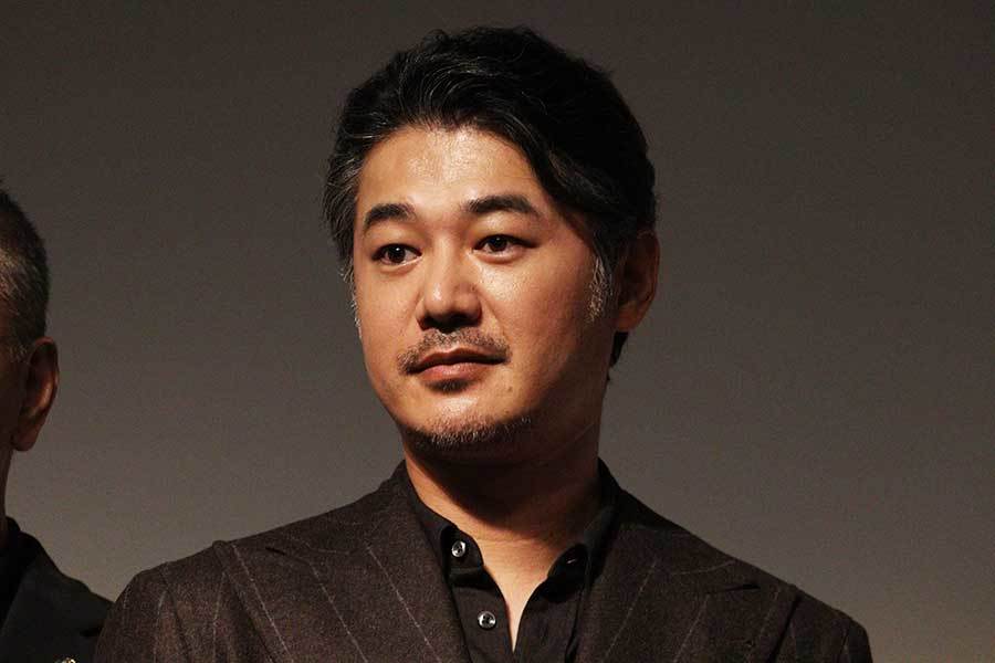平山浩行、映画初主演は「飲むのが仕事」　役作りを告白「撮影前にもテイスティング」(ENCOUNT)