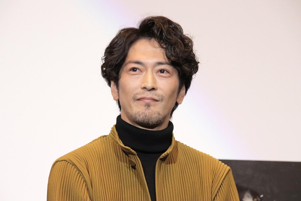 須賀貴匡、“仮面ライダー龍騎”は「俳優としての原点でもあり、何十年たっても大切にしたい作品」(WEBザテレビジョン)