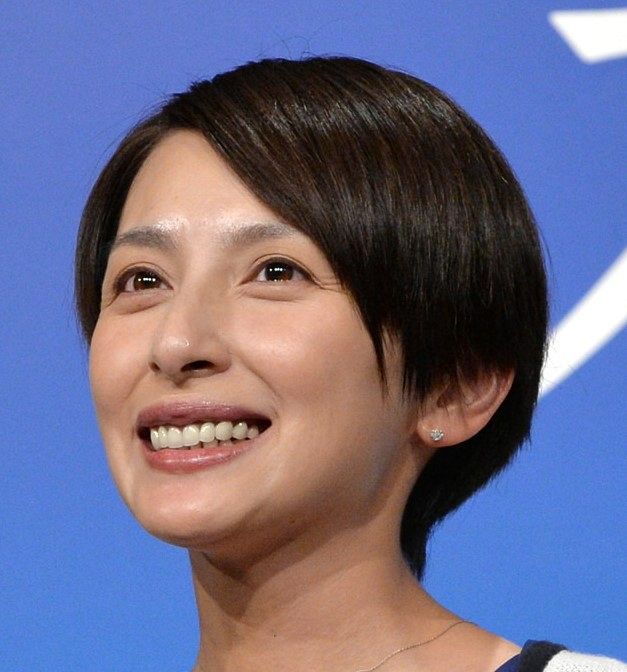 奥菜恵、44歳誕生日迎え夫婦ショット公開「幸せを噛み締めた温かい1日」(中日スポーツ)