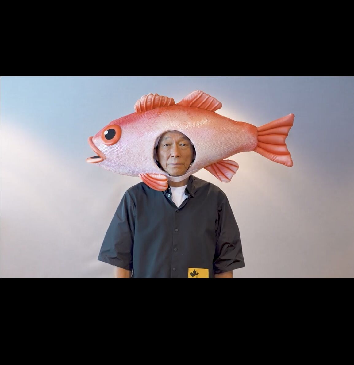 明石家さんま、のどぐろのかぶり物でチャリティーイベント開会宣言(スポーツ報知)