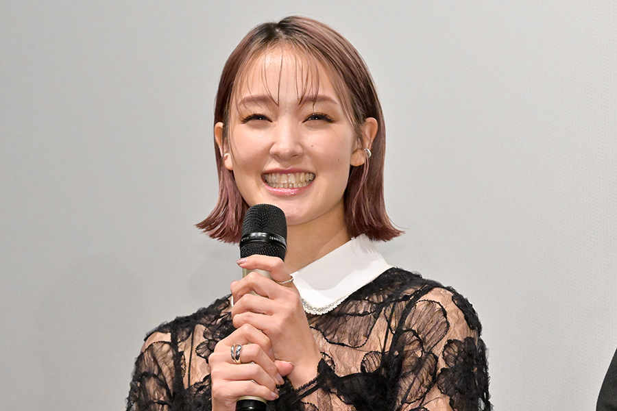 剛力彩芽、初めての喫煙シーンで練習重ねる　慣れた様子に共演者「裏で吸ってた？」(ENCOUNT)