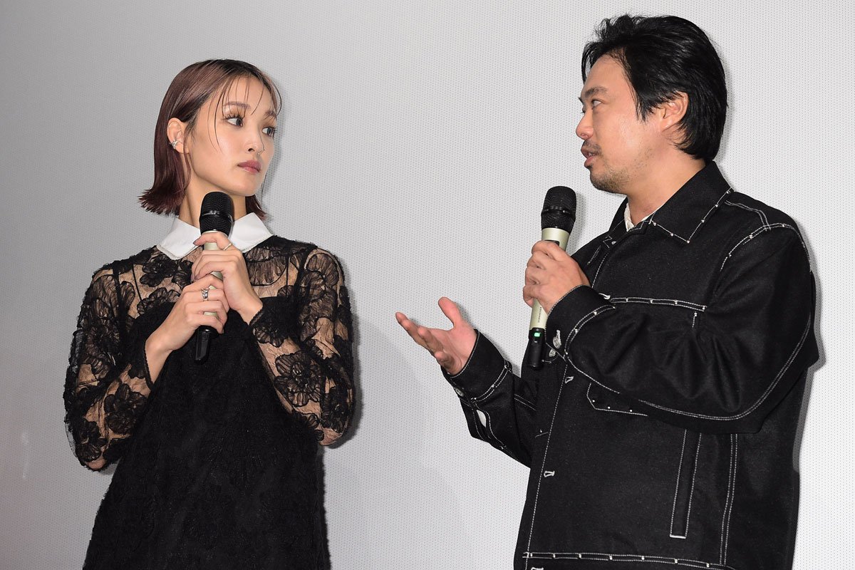 剛力彩芽のタバコ演技を共演者が絶賛　尾上寛之「ずっと吸ってたみたい」(東スポWEB)