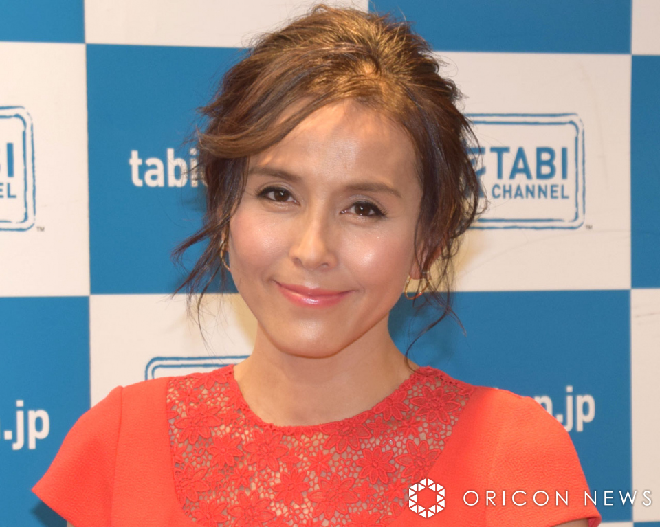 杉本彩、網タイツの妖艶“ボンテージ”ルックを着こなす「刺激的」　56歳のバースデーイベントで(オリコン)