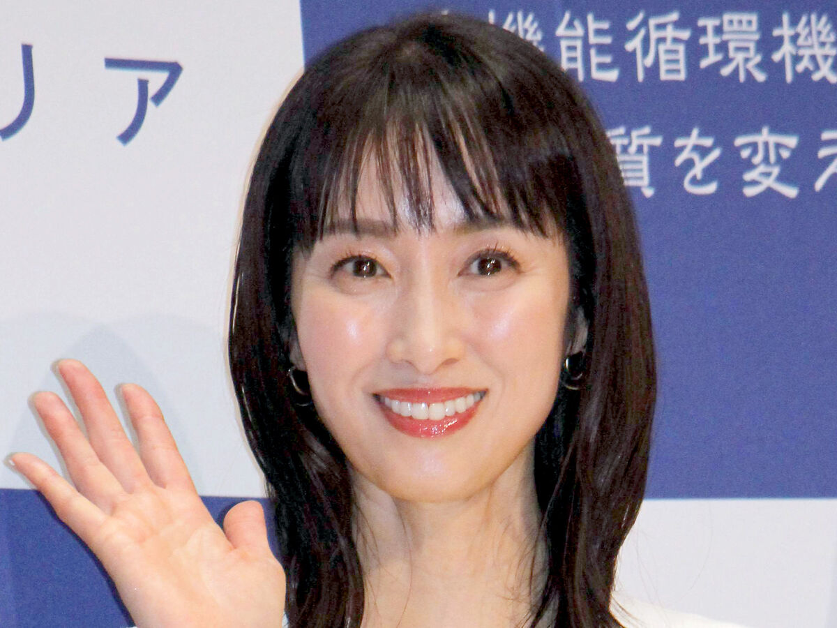 「３連休の中日に集まれる私達って、、、暇なのね」坂下千里子、芸能界のテニス仲間と休日ショット(スポーツ報知)