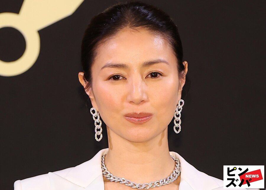 「すごいアングル」「20代並みの美脚」井川遥、“大人のハーパン”姿でスラリ美脚を開放(ピンズバNEWS)