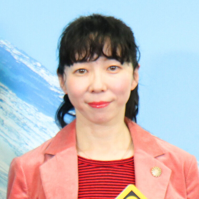 子育て中の平岩紙、悩みは絵本の読み方「普通にニュートラルに読むって、どんなだったろうな？って」(スポーツ報知)