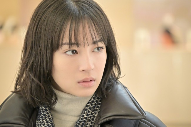 『クジャクのダンス、誰が見た？』第2話“心麦”広瀬すず、“神井”磯村勇斗から出生の秘密を突き付けられる(クランクイン！)