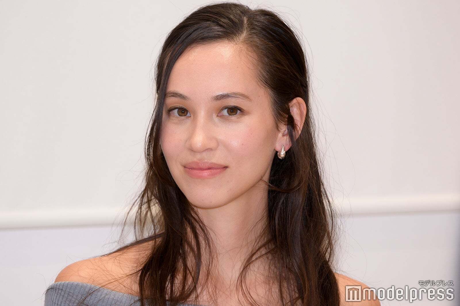 水原希子「天国のような場所でした」全焼したLAの豪華自宅＆庭園を公開 恋人との密着写真も(モデルプレス)