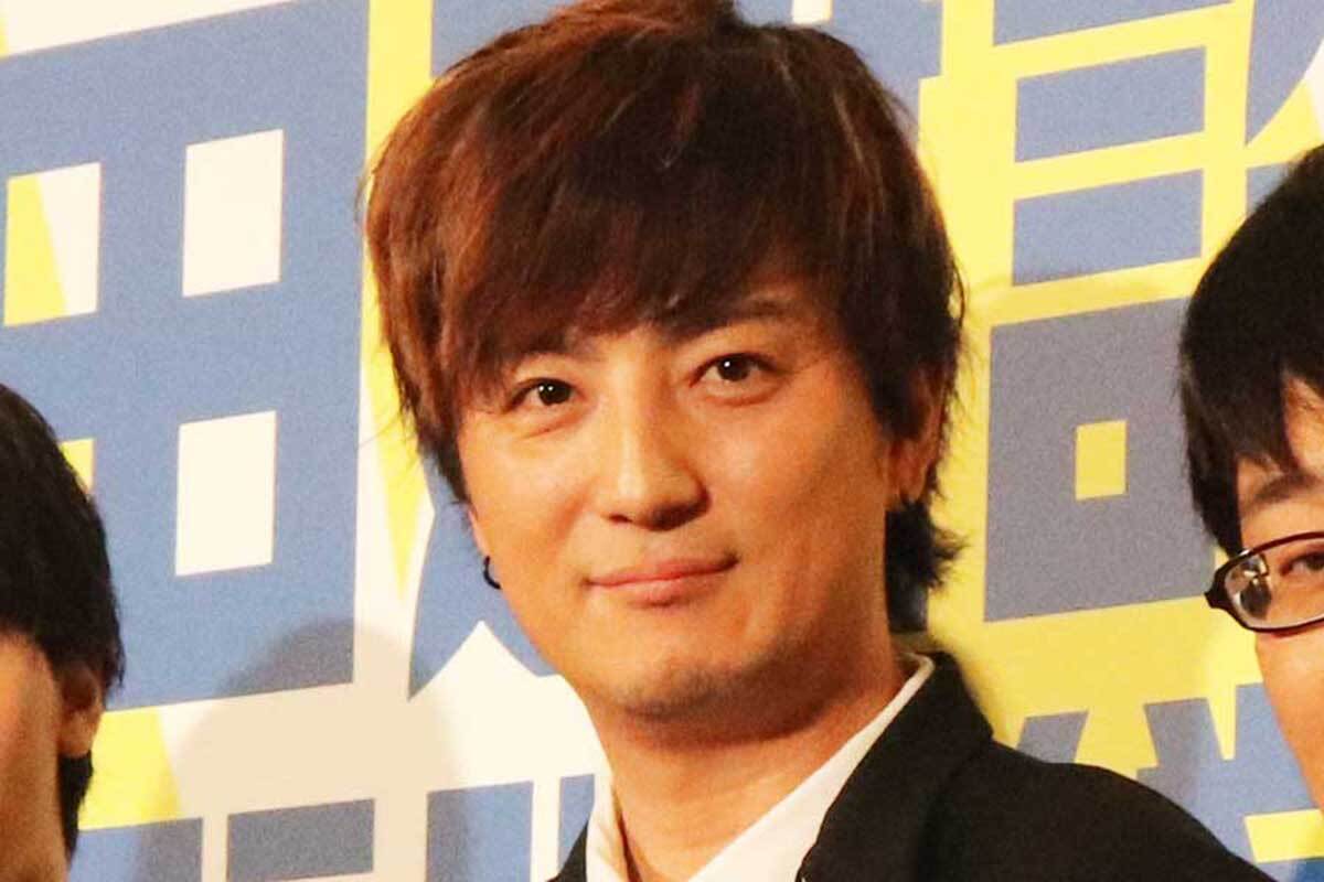 上地雄輔、射撃場で“大物2人”と対面　2ショットに反響「ダンディー」「カッコよすぎ」(ENCOUNT)