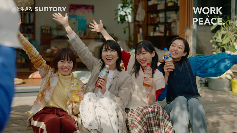 「キャスティング神」「ドラマ化待ってます」松たか子＆杉咲花＆河合優実＆伊藤沙莉の“宇宙人四姉妹”CMが話題(cinemacafe.net)