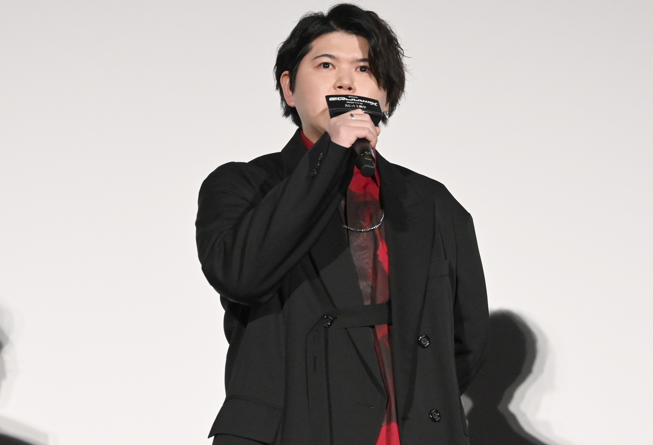 シャア役・新祐樹、シャアの名ゼリフ「では、見せてもらおうか。このモビルスーツの性能とやらを」生披露！(シネマトゥデイ)