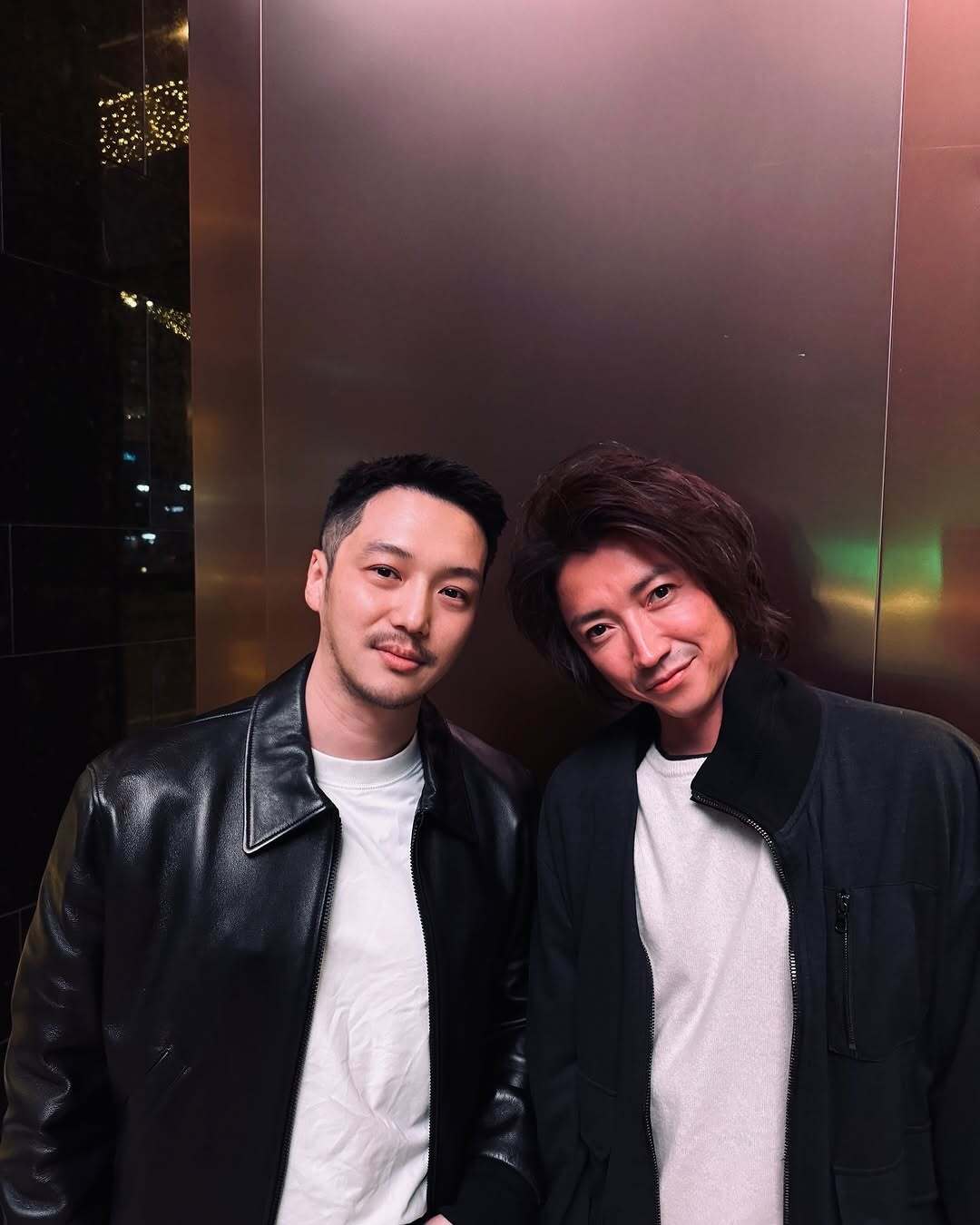 「ここ仲良かったの！」日本と韓国の名俳優が密着ハグショットまで！親交に驚き「再会したんですね」「韓日の演技派俳優の親密っぷりに泣くー！！」(西スポWEB OTTO！)