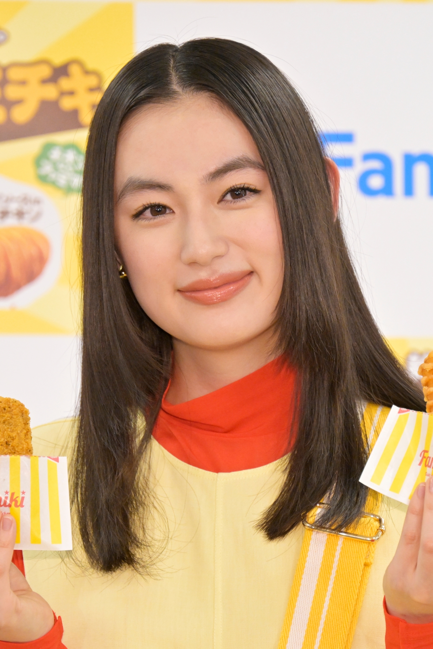 「オフ感、強すぎるかな…」八木莉可子、“ピンボケ”ショットに反響「こういう投稿めっちゃ良い！」「オフでも可愛い」(BuzzFeed Japan)