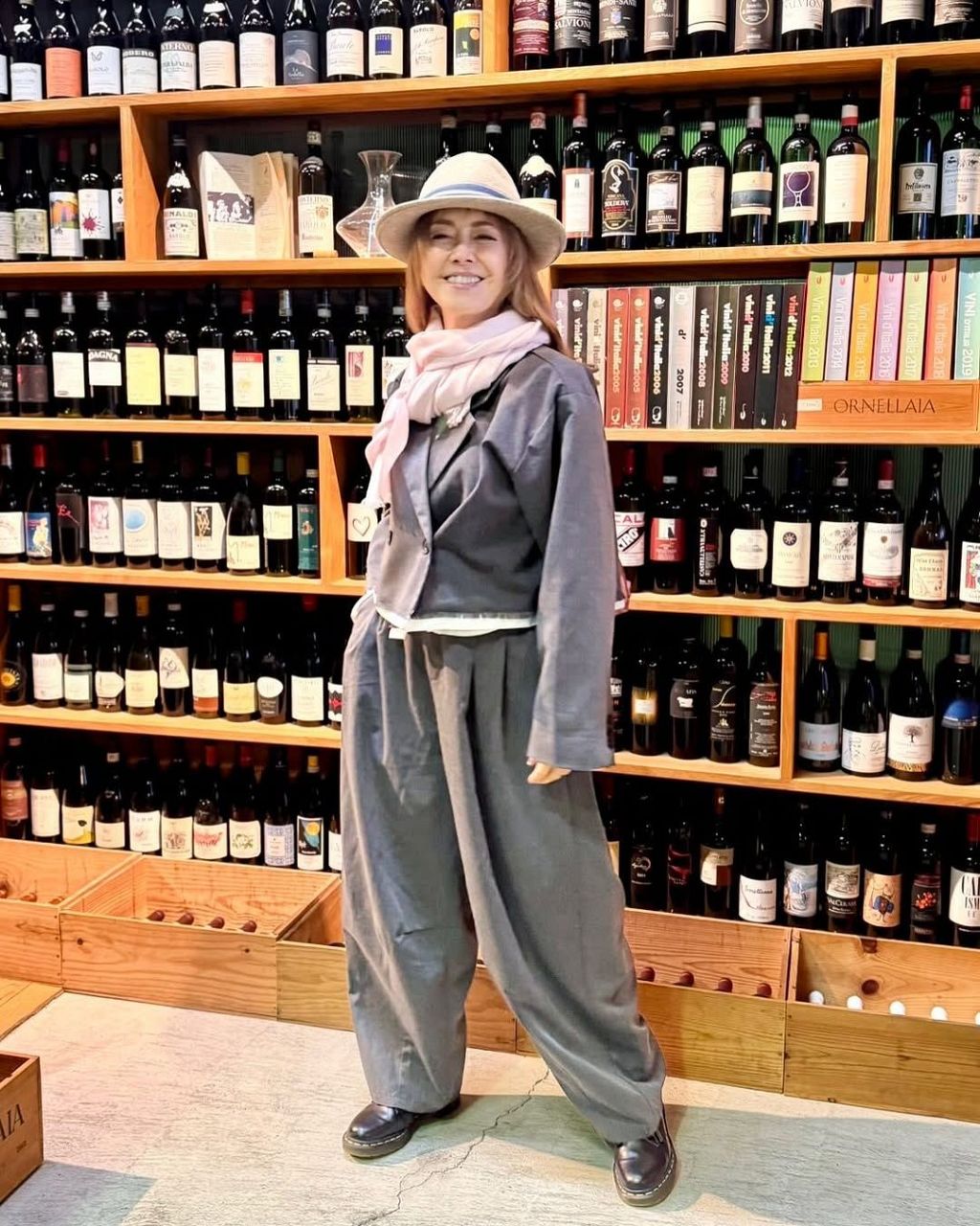 「前髪揃えました」65歳女優〝スッキリ〟イメチェンに「理想的な自然体」「私も前髪切ってみよーかなぁ」の声(西スポWEB OTTO！)