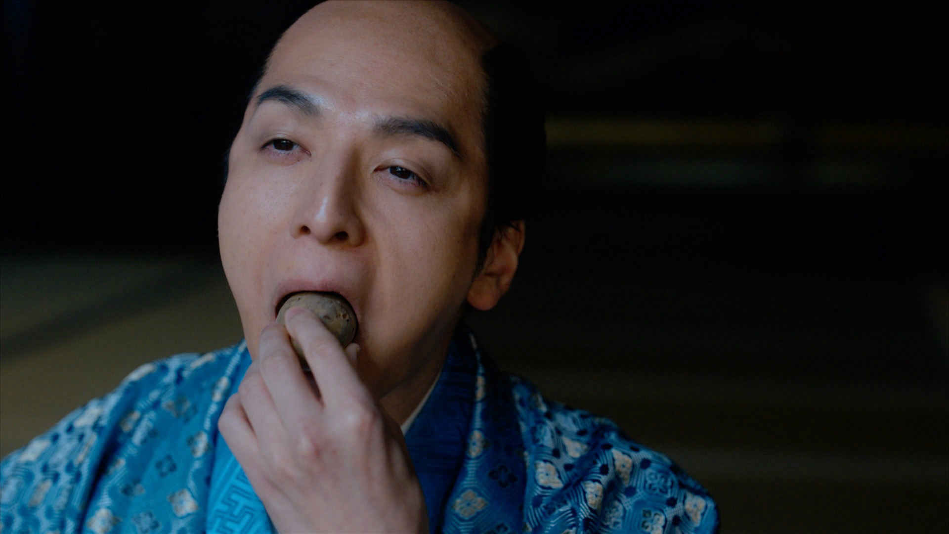 生田斗真の「鎌倉殿の13人」に続く“怪物”ぶりに戦慄(シネマトゥデイ)