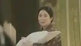 八重の侍女